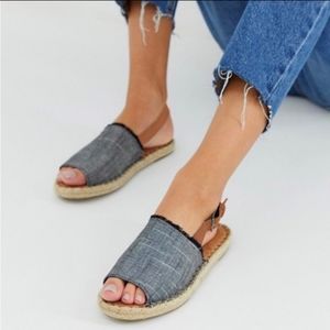 Toms clara hotsell sandals